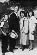 1928, Miami